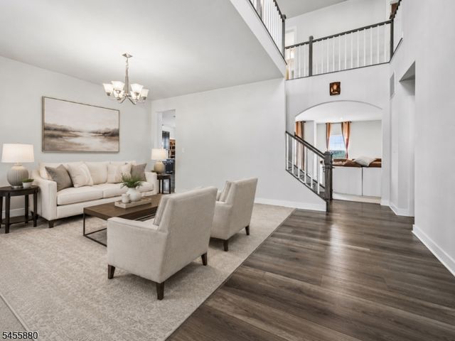2 Vansickle Ct, Roxbury Twp., NJ 07850