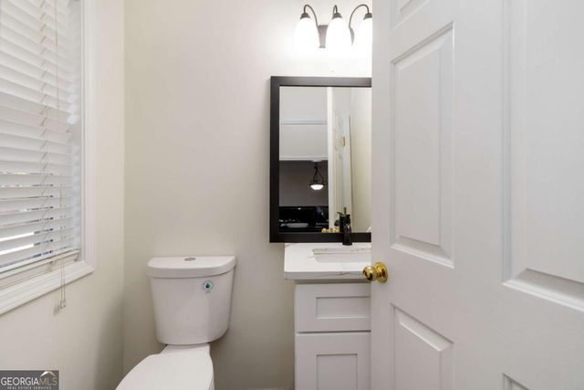 1670 Cooper Lakes Drive, Grayson, GA 30017