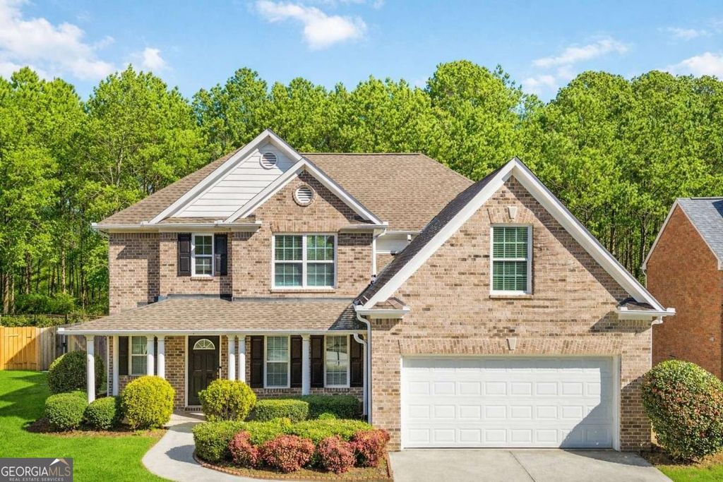 1670 Cooper Lakes Drive, Grayson, GA 30017