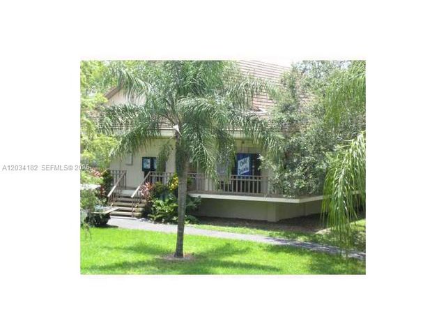 11261 SW 88 ST 205H, Miami, FL 33176