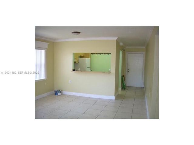 11261 SW 88 ST 205H, Miami, FL 33176