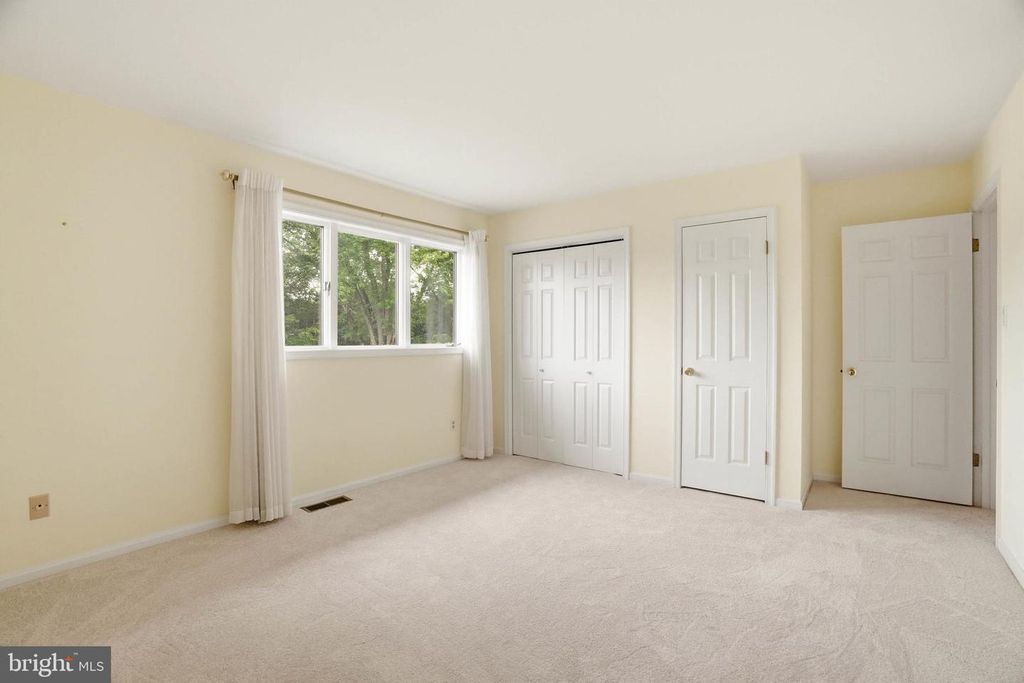 Image 36 of property listing at 13164 HOLLY LOCH LN, Highland, MD 20777