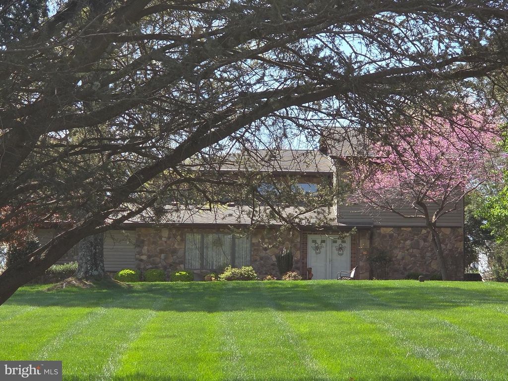 Image 39 of property listing at 13164 HOLLY LOCH LN, Highland, MD 20777