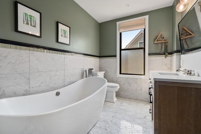 157 Babcock 2, Brookline, MA 02446