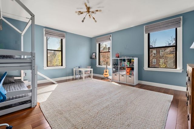 157 Babcock 2, Brookline, MA 02446