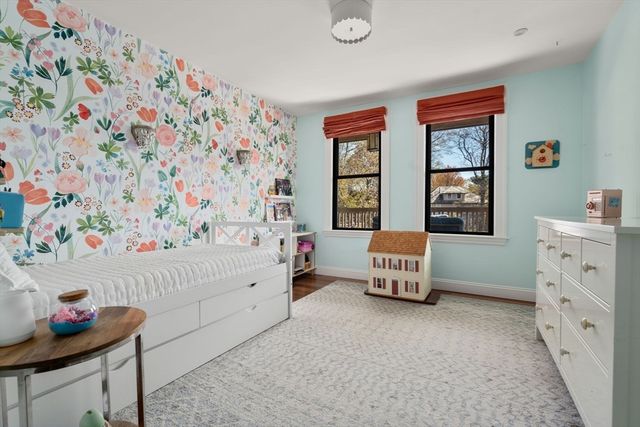 157 Babcock 2, Brookline, MA 02446