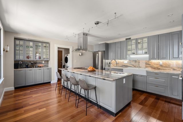 157 Babcock 2, Brookline, MA 02446