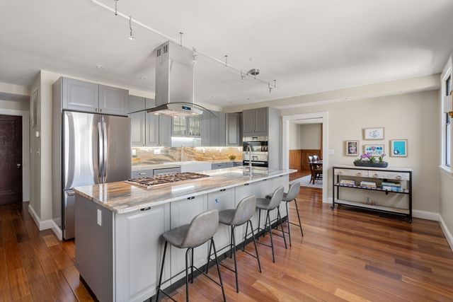 157 Babcock 2, Brookline, MA 02446