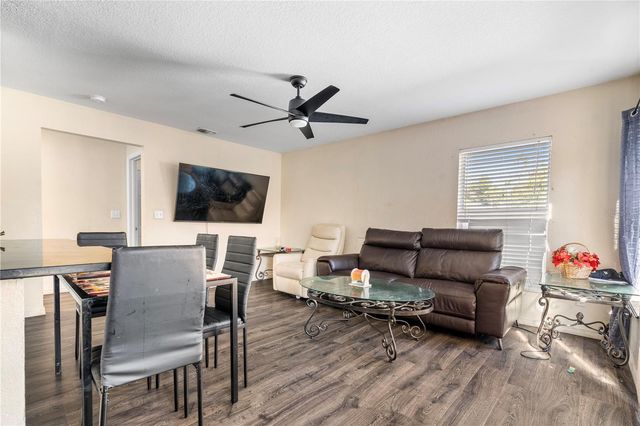 8613 N 15TH STREET, Tampa, FL 33604