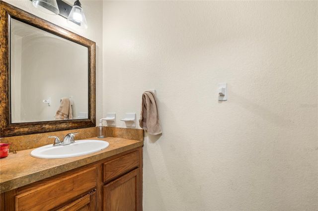 8613 N 15TH STREET, Tampa, FL 33604