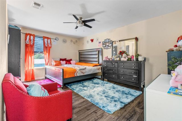 8613 N 15TH STREET, Tampa, FL 33604