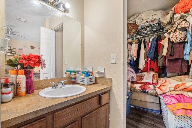 8613 N 15TH STREET, Tampa, FL 33604