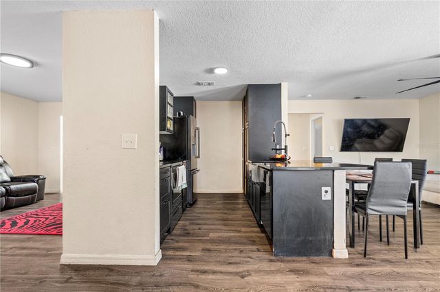 8613 N 15TH STREET, Tampa, FL 33604