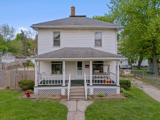 142 S West Street, Hillsdale City, MI 49242