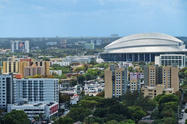 11 NE 26th St 2605, Miami, FL 33132