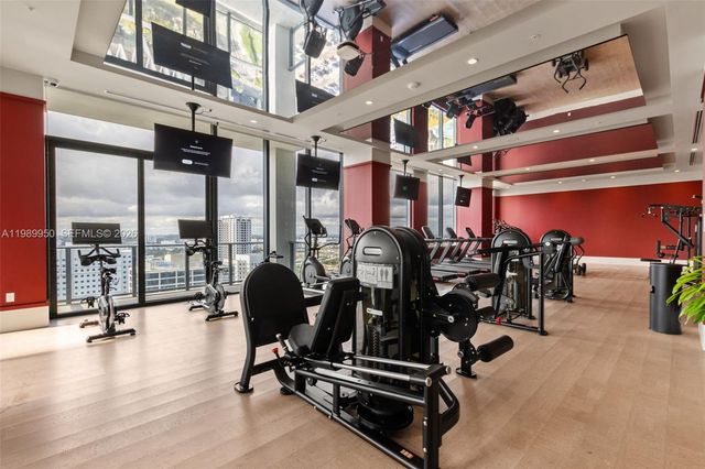 11 NE 26th St 2605, Miami, FL 33132