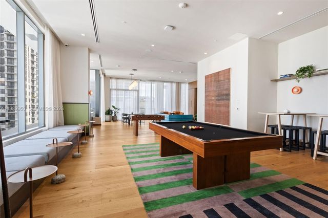 11 NE 26th St 2605, Miami, FL 33132