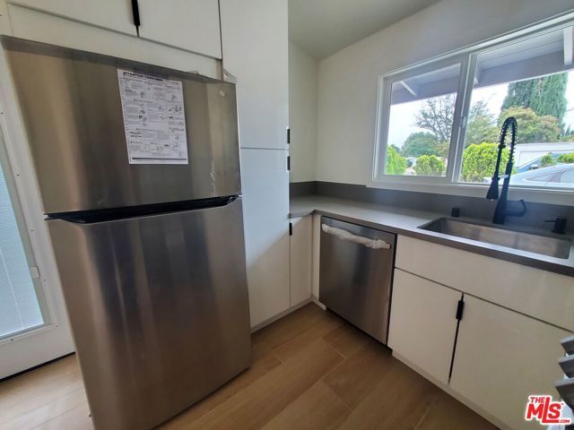 6503 GEYSER Avenue, Reseda (los Angeles), CA 91355