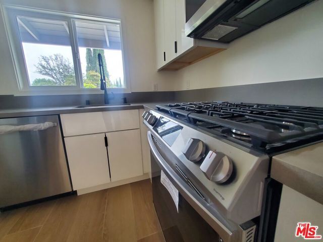 6503 GEYSER Avenue, Reseda (los Angeles), CA 91355