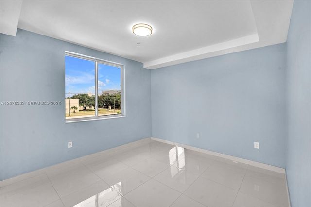 2651 NE 212th Terrace 301, Miami, FL 33180