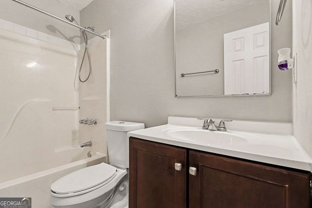 52 Mosswood Court, Newnan, GA 30265