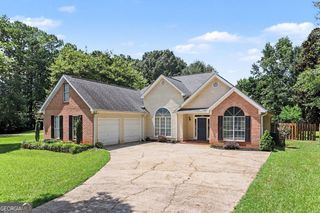 52 Mosswood Court, Newnan, GA 30265