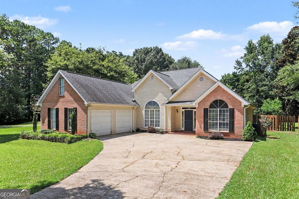 52 Mosswood Court, Newnan, GA 30265