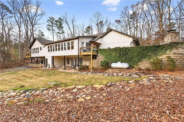 2151 E Maddox Road, Buford, GA 30519