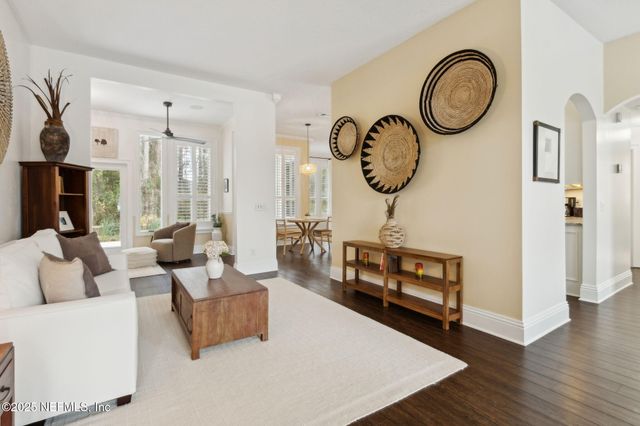 86028 CREEKWOOD Drive, Yulee, FL 32097