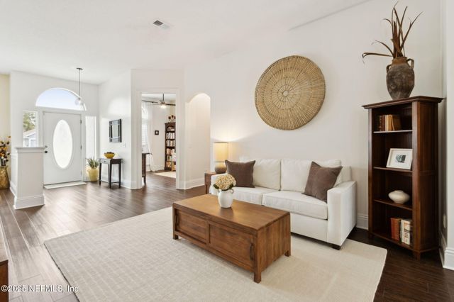 86028 CREEKWOOD Drive, Yulee, FL 32097