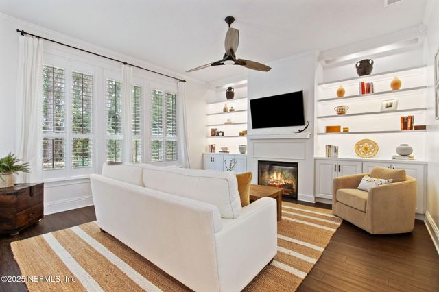 86028 CREEKWOOD Drive, Yulee, FL 32097