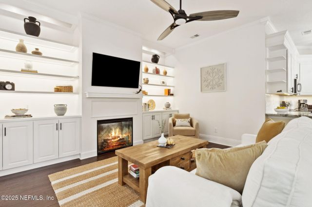 86028 CREEKWOOD Drive, Yulee, FL 32097