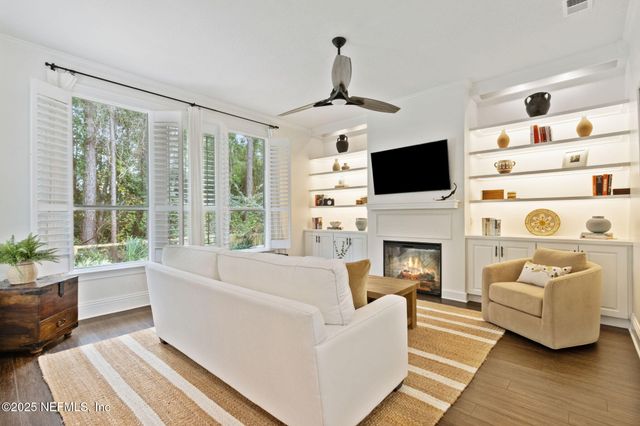 86028 CREEKWOOD Drive, Yulee, FL 32097