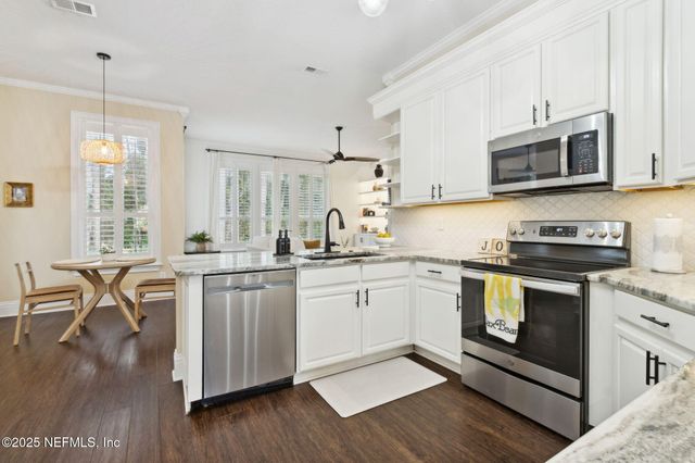 86028 CREEKWOOD Drive, Yulee, FL 32097