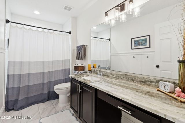 86028 CREEKWOOD Drive, Yulee, FL 32097