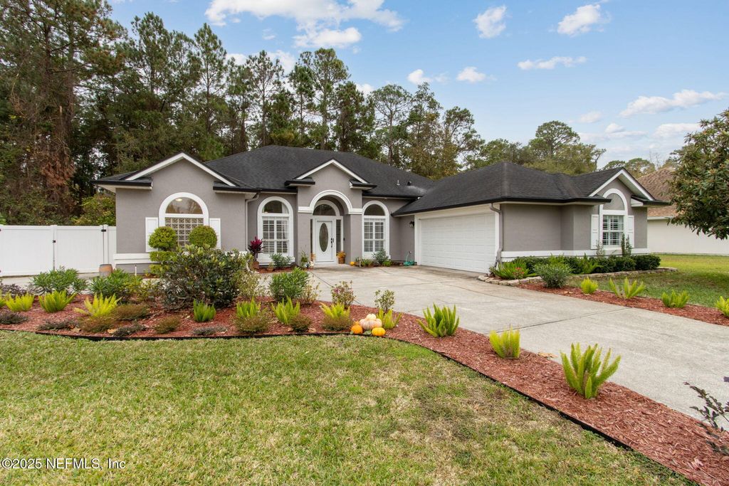 86028 CREEKWOOD Drive, Yulee, FL 32097