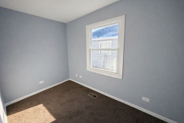 35330 N Nielsen Drive, Round Lake Beach, IL 60073