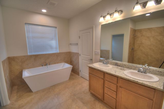 2031 White Dove Street SE, Albuquerque, NM 87123