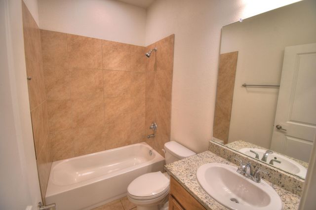 2031 White Dove Street SE, Albuquerque, NM 87123