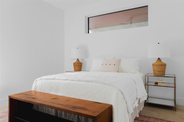 1106 Algarita Ave 2, Austin, TX 78704