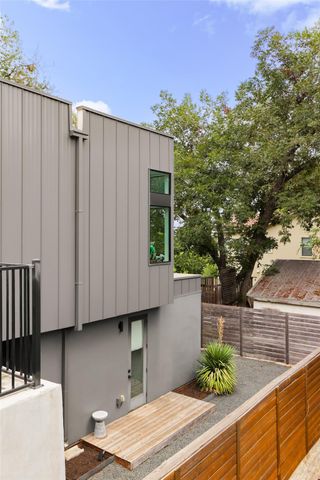1106 Algarita Ave 2, Austin, TX 78704