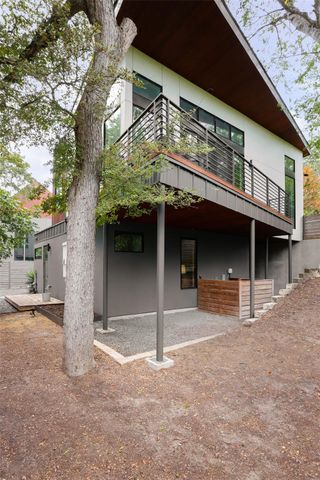 1106 Algarita Ave 2, Austin, TX 78704