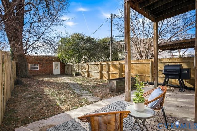 2913 E Marshall St, Richmond, VA 23223