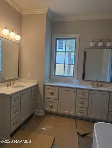 223 Trail Pointe Drive, Scott, LA 70583