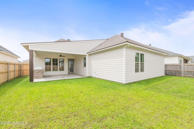 223 Trail Pointe Drive, Scott, LA 70583