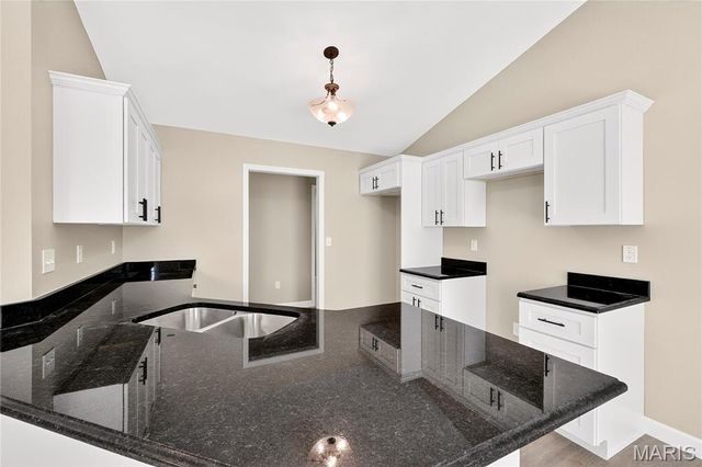 1412 Lake Erie Court, Belleville, IL 62220