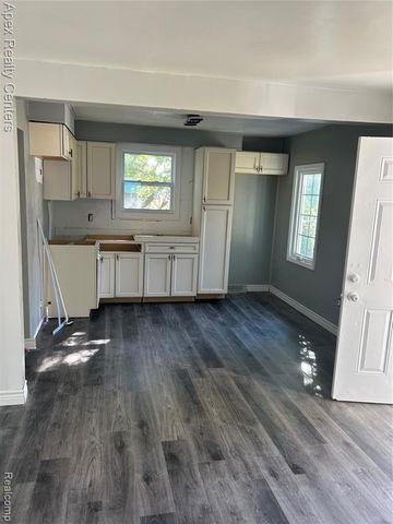 26016 Stanford Street, Inkster, MI 48141