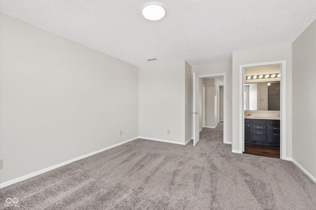 8277 S Evening Drive, Pendleton, IN 46064