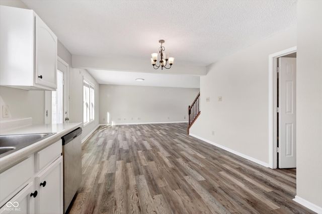 8277 S Evening Drive, Pendleton, IN 46064