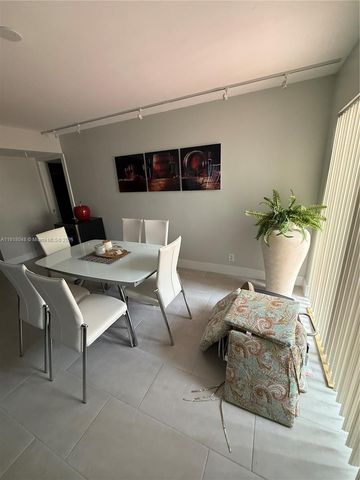 614 Executive Center Dr 104, West Palm Beach, FL 33401